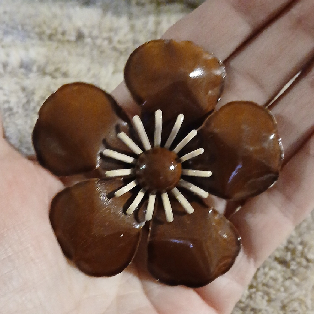 Brown Floral Hair Clip